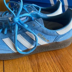 Adidas Originals Spezial Handball in Light Blue, Gum Sole US 8.5 Samba Style